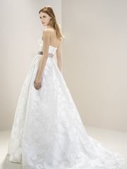 Свадебное платье 8069. Силуэт А-силуэт. Цвет Айвори / Капучино. Вид 2