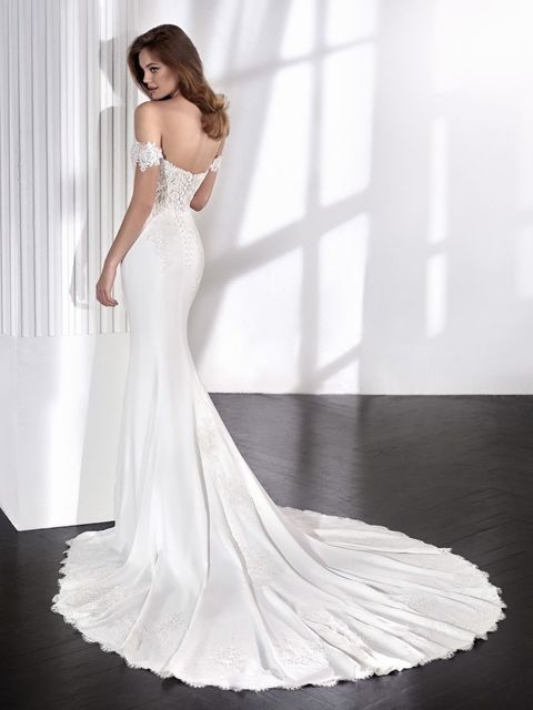 Свадебное платье Laelia. Силуэт Рыбка. Цвет Айвори / Капучино. Вид 2