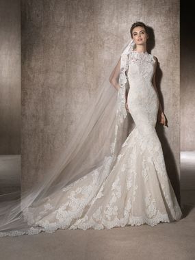 Свадебное платье Moira. Силуэт Рыбка. Цвет Айвори / Капучино. Вид 1
