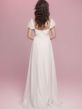 Свадебное платье Grace. Силуэт Прямое. Цвет Айвори / Капучино. Вид 2