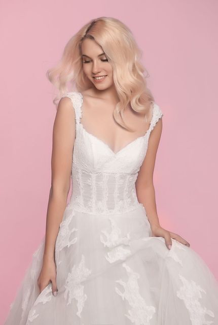 Свадебное платье Gemma. Силуэт А-силуэт. Цвет Айвори / Капучино. Вид 3