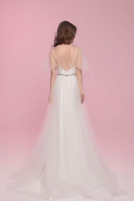 Свадебное платье Cape Nail. Силуэт А-силуэт. Цвет Айвори / Капучино. Вид 2