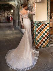 Свадебное платье 8114. Силуэт Рыбка. Цвет Айвори / Капучино. Вид 2