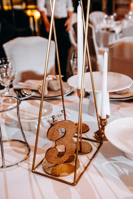 Классика в Ресторан / Банкетный зал от DecoVibes мастерская декора и флористики 2