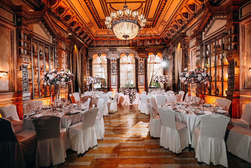 Классика в Ресторан / Банкетный зал от DecoVibes мастерская декора и флористики 8