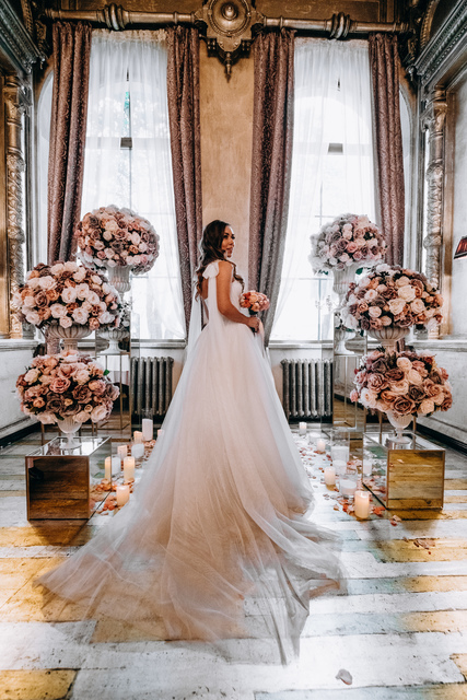 Классика в Ресторан / Банкетный зал от DecoVibes мастерская декора и флористики 21