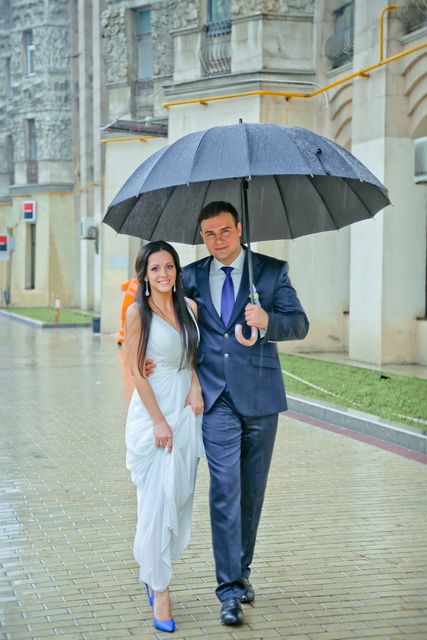 С аксессуарами / Цветами / Фатой, В греческом стиле от Стилист-визажист Ирина Алексеева 6