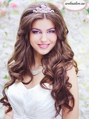 Локоны / Локоны на один бок, С аксессуарами / Цветами / Фатой от Стилист-визажист Ирина Алексеева 2