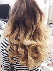 Локоны / Локоны на один бок, Распущенные от Свадебный стилист Татьяна Дидевич 1