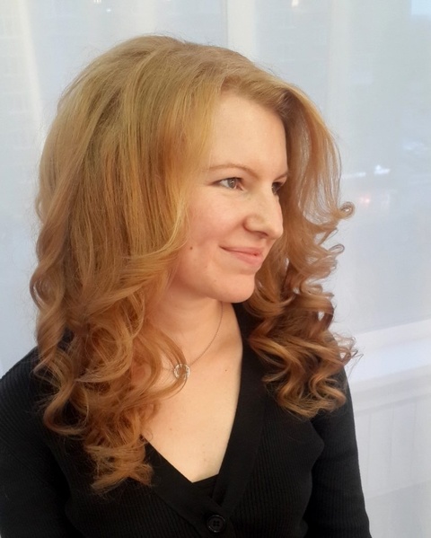 Распущенные, Локоны / Локоны на один бок от Свадебный стилист Татьяна Дидевич 3