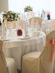 Столы и стулья гостей / Банкет в Классика от Студия декора и флористики InDecor 2