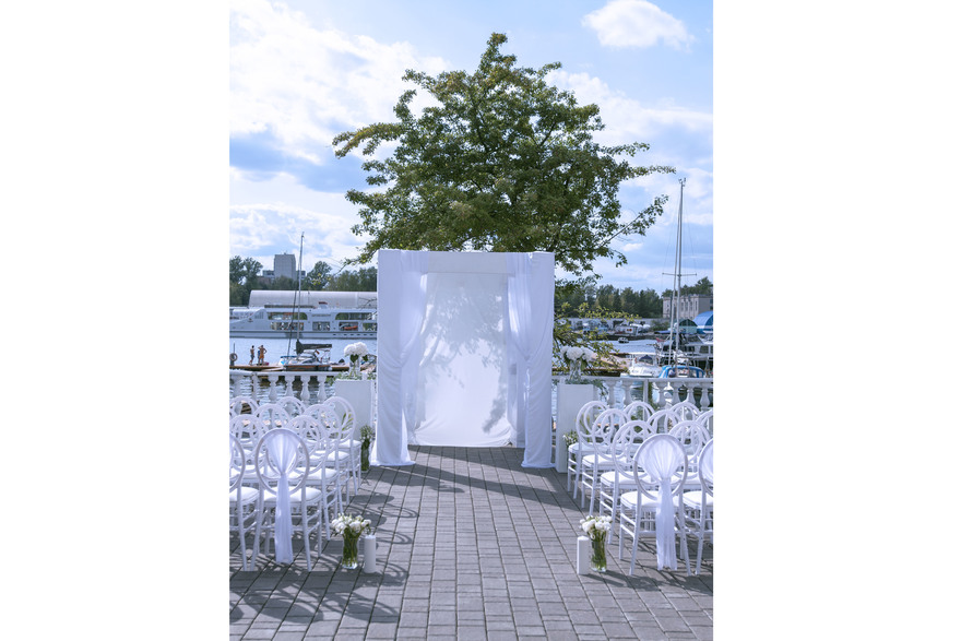 Классика в Яхт-клуб, На веранде, Природа от Дизайн-студия DeniSOVA 7