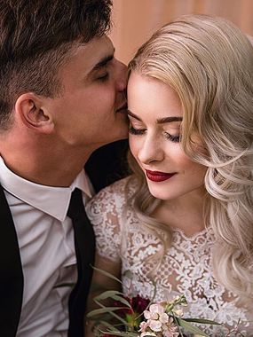 Волны, Распущенные, С аксессуарами / Цветами / Фатой от Свадебный стилист Yanabeautym 2