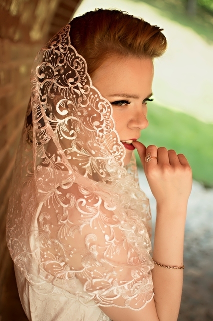 Свадебное платье из жакарда. Силуэт А-силуэт, Прямое. Цвет Айвори / Капучино. Вид 4