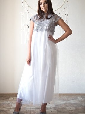 Свадебное платье из шёлка. Силуэт Прямое, Греческий. Цвет Белый / Молочный, Пепельный / Металлик. Вид 1