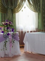 Столы и стулья гостей / Банкет в Классика от Салон цветов МАК 2
