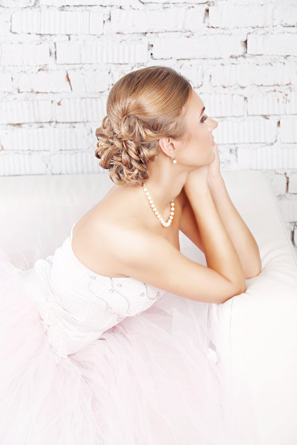 Пучок, Локоны / Локоны на один бок от Свадебный стилист Татьяна Ежокина 2