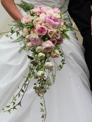 Каскадный name от Салон цветов МАК 1