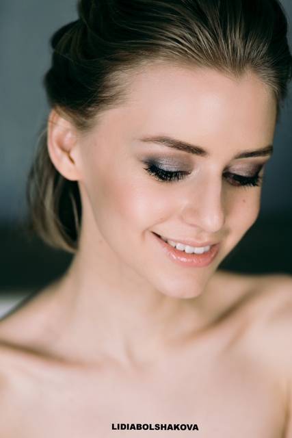 Высокие / Собранные от Свадебный стилист-визажист Лидия Большакова 2