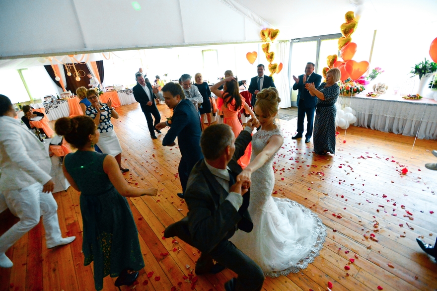 Персиковая свадьба от Свадебный организатор Анастасия Ивина 2