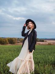 Волны, Распущенные от Свадебный стилист-визажист Астхик Абнусян 1