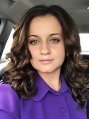 Локоны / Локоны на один бок от Свадебный стилист-визажист Филиппова Елена 1