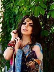 Локоны / Локоны на один бок, С аксессуарами / Цветами / Фатой от Свадебный стилист-визажист Филиппова Елена 1