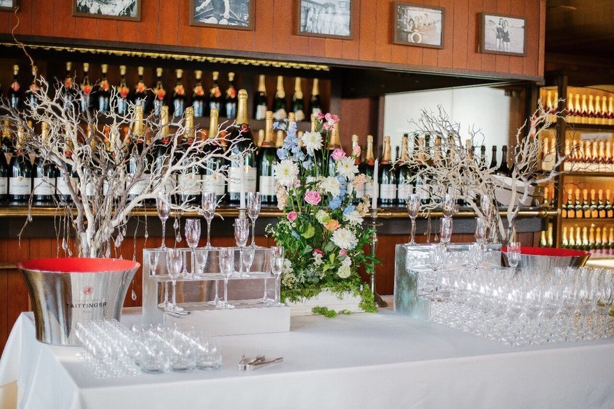 Классика в Ресторан / Банкетный зал от Студия декора и флористики Mazurdecor 8