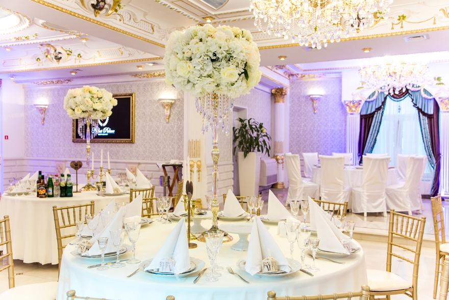Классика в Ресторан / Банкетный зал от Студия декора и флористики Mazurdecor 10