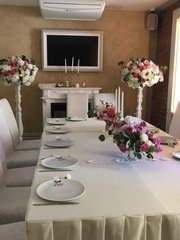 Столы и стулья гостей / Банкет в Классика от Студия декора и флористики Mazurdecor 1