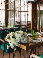 Столы и стулья гостей / Банкет в Классика, Эко от Студия декора и флористики Mazurdecor 1