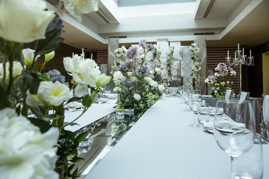 Классика в Ресторан / Банкетный зал от Студия декора и флористики Mazurdecor 19