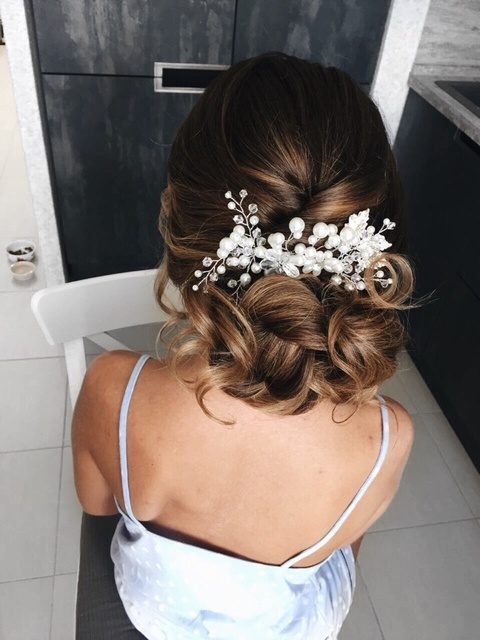 Высокие / Собранные, С аксессуарами / Цветами / Фатой, Пучок от Свадебные стилисты ANLY-BEAUTY 3