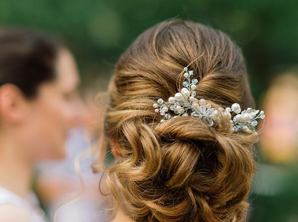 Высокие / Собранные, С аксессуарами / Цветами / Фатой, Пучок от Свадебные стилисты ANLY-BEAUTY 2