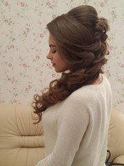 В греческом стиле, Высокие / Собранные, С плетением от Свадебный стилист-визажист Алёна Рей 1