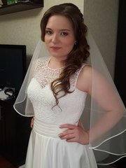 В греческом стиле, Локоны / Локоны на один бок, С аксессуарами / Цветами / Фатой от Свадебный стилист-визажист Алёна Рей 1