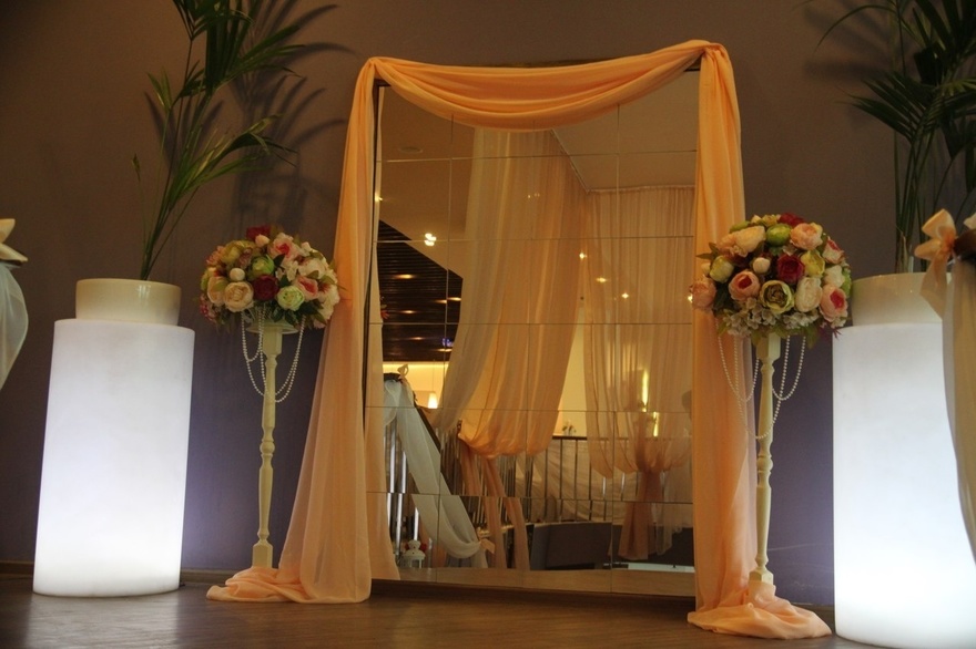 Классика в Ресторан / Банкетный зал от Студия декора и флористики Империя Счастья 8