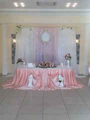 Президиум / Стол молодоженов в Классика от Студия декора и флористики Империя Счастья 1