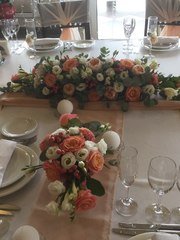 Президиум / Стол молодоженов в Классика от Студия декора и флористики Империя Счастья 1