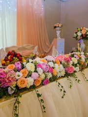 Президиум / Стол молодоженов в Классика от Студия декора и флористики Империя Счастья 1