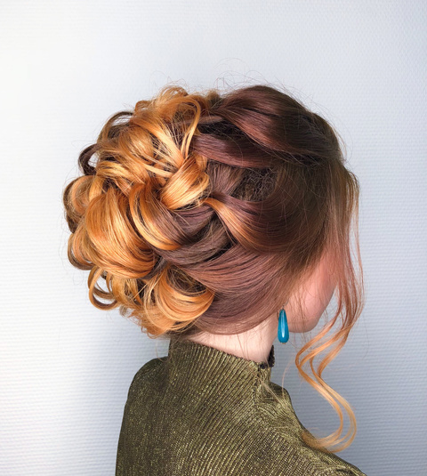 Высокие / Собранные, В греческом стиле, Пучок, С плетением, Коса / Коса-пучок, Локоны / Локоны на один бок от Свадебный стилист Кристина Ковальская 3