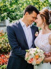 Высокие / Собранные, Пучок, С аксессуарами / Цветами / Фатой от Свадебный стилист Аманова Ольга 1