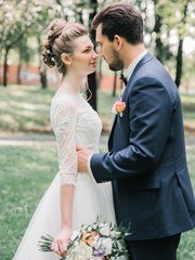 Высокие / Собранные, Пучок, С аксессуарами / Цветами / Фатой от Свадебный стилист Аманова Ольга 2