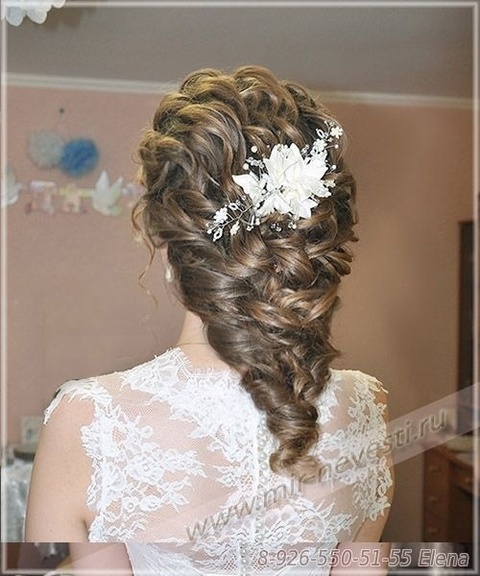 Высокие / Собранные, С аксессуарами / Цветами / Фатой, В греческом стиле, С плетением от Свадебный стилист-визажист Елена Плетнер 2