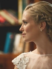 Высокие / Собранные, Коса / Коса-пучок, С аксессуарами / Цветами / Фатой от Свадебный стилист Наталья Алифанова 2