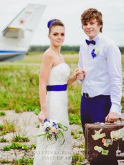 Высокие / Собранные, Пучок, С аксессуарами / Цветами / Фатой от Свадебный стилист Катерина Грищенко 1