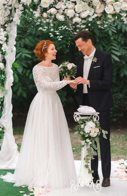 Распущенные от Свадебный стилист-визажист Евгения Ващенко 3