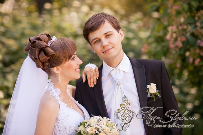 Высокие / Собранные, С аксессуарами / Цветами / Фатой от Свадебный стиль от Елены Катасоновой 3