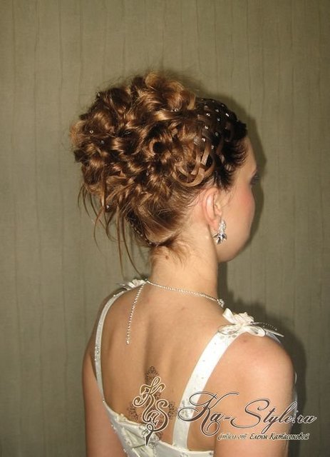 Высокие / Собранные, С аксессуарами / Цветами / Фатой, С плетением от Свадебный стиль от Елены Катасоновой 2