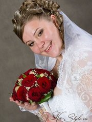 Высокие / Собранные, С аксессуарами / Цветами / Фатой от Свадебный стиль от Елены Катасоновой 1